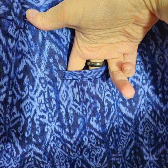 Cynthia Rowley Women's 100% Blue Linen Shorts Size 6 Small - Picture 4 of 7